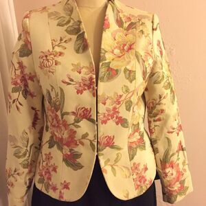 Josephine Floral Tapestry Short Blazer 8